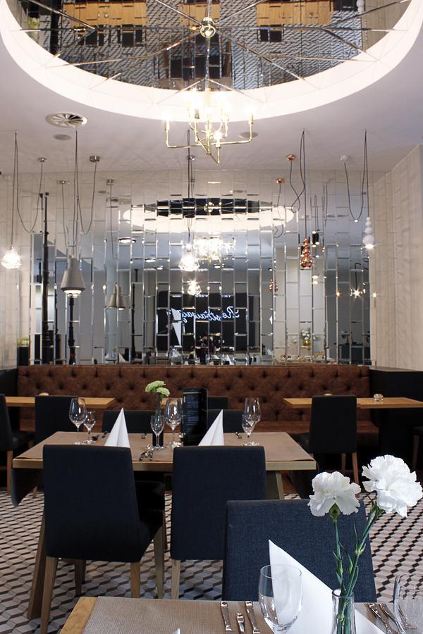 Hotel Nihil Novi Radom Exterior photo